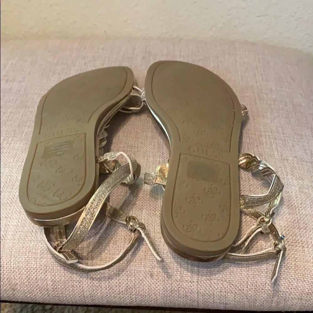 Women’s Guess sandals - Picture 4 of 4